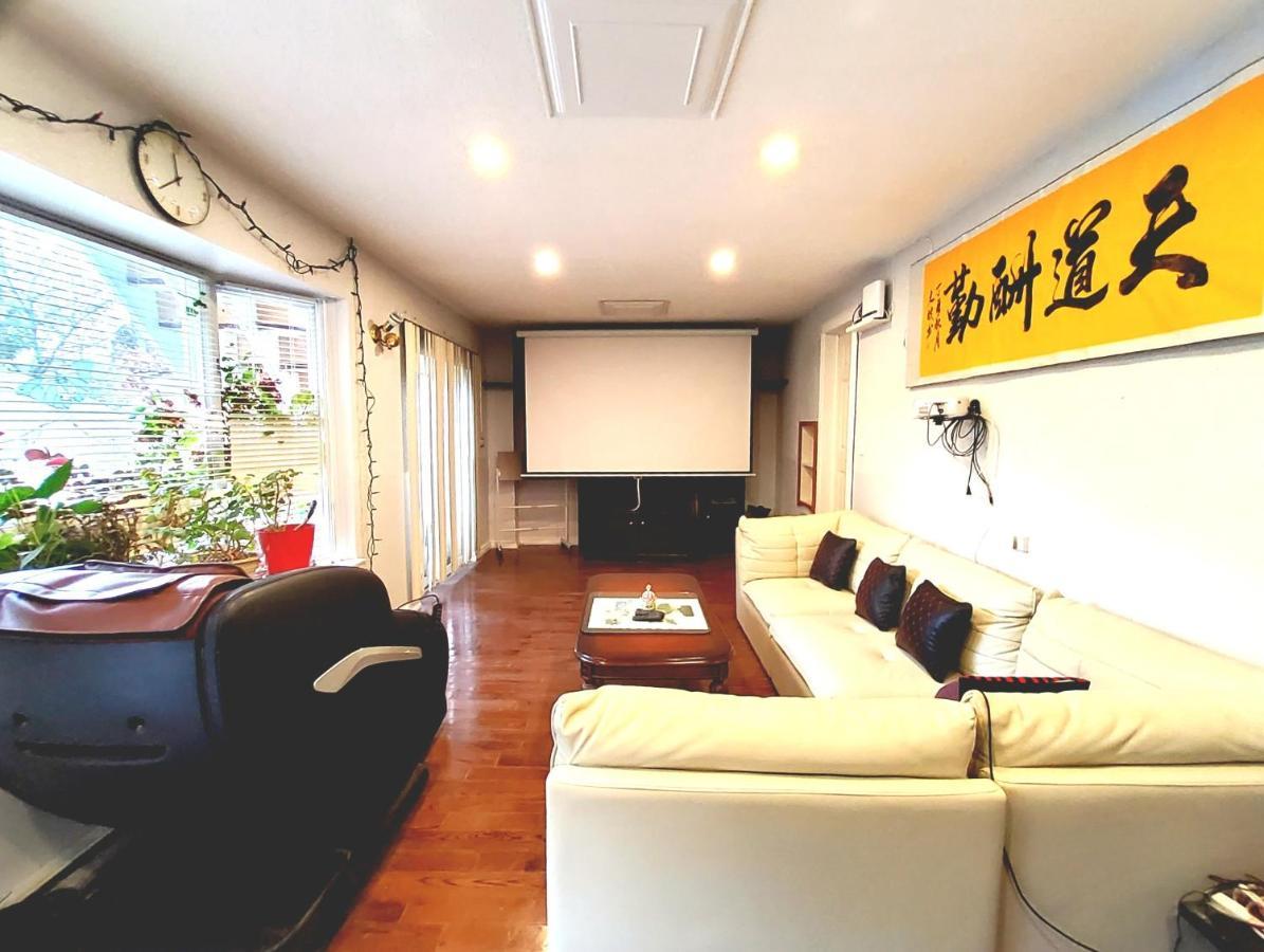 Renovated Cozy Bedroom With Private Washroom Toronto Dış mekan fotoğraf